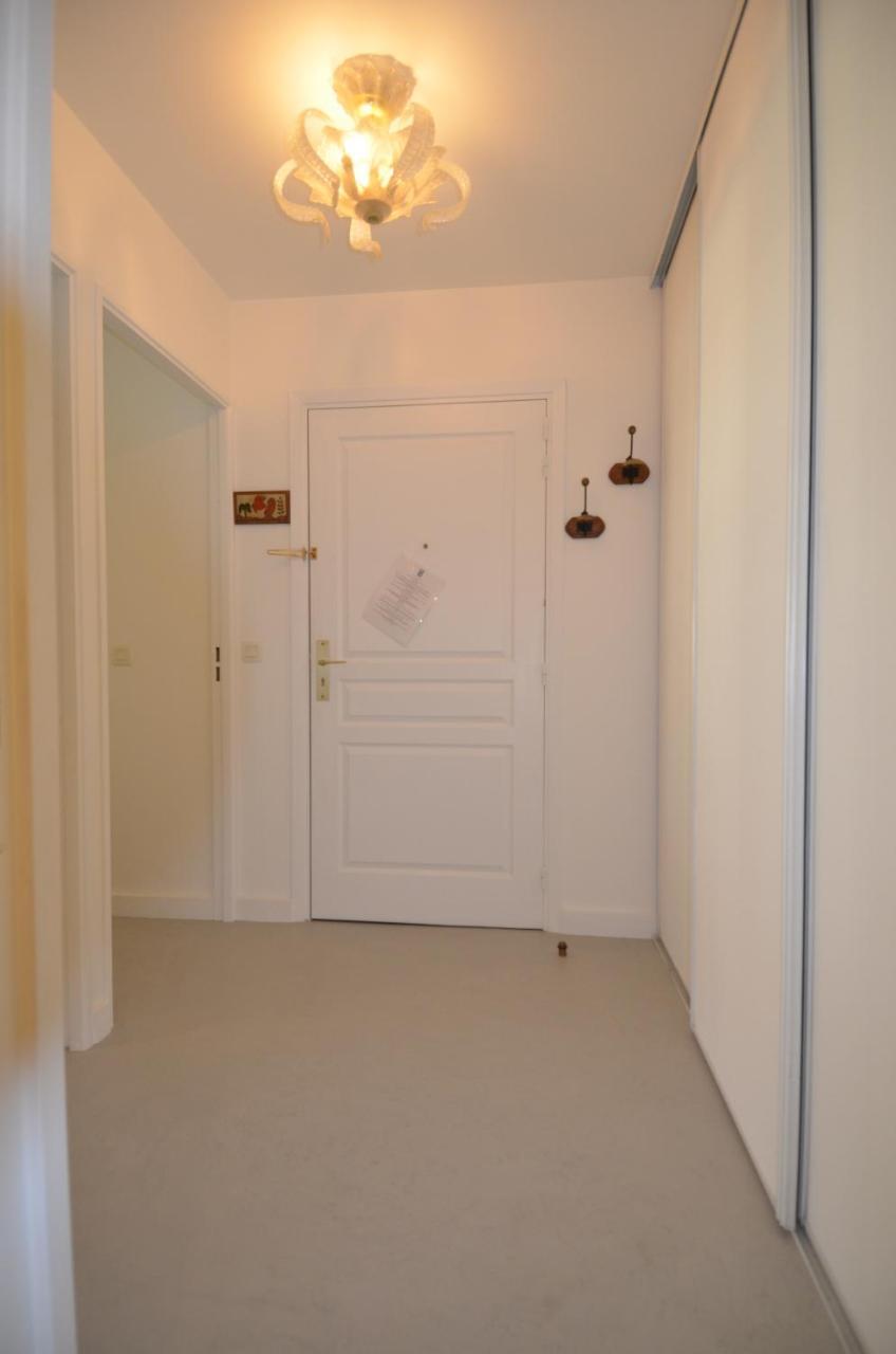 Appartement 3 Personnes Avec Coin Nuit Avec Terrasse Et Parking Quartier Du Port De Nice Exterior photo