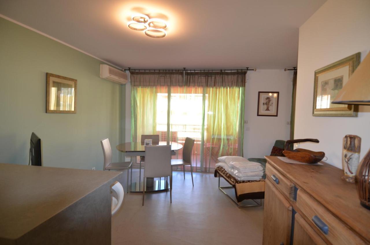 Appartement 3 Personnes Avec Coin Nuit Avec Terrasse Et Parking Quartier Du Port De Nice Exterior photo